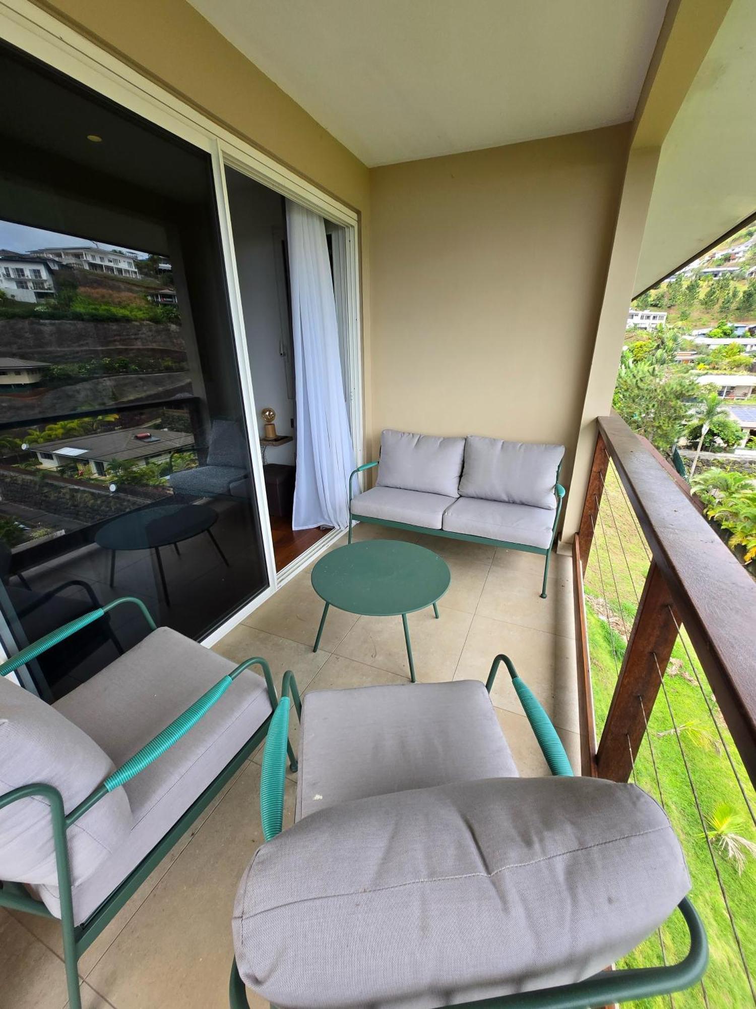 Titou Lodge - Hauteurs De Miri Punaauia  Extérieur photo